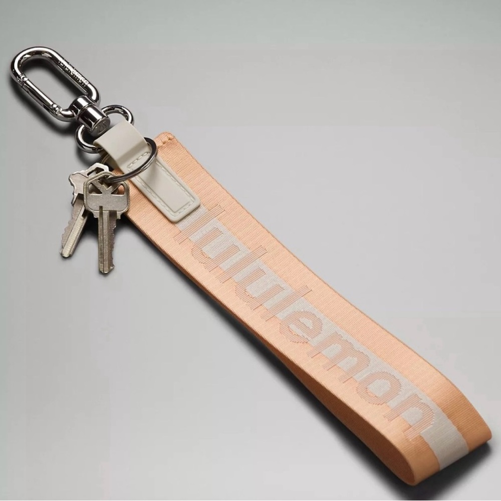 Lululemon Athletica pink and White Key & Card Holder